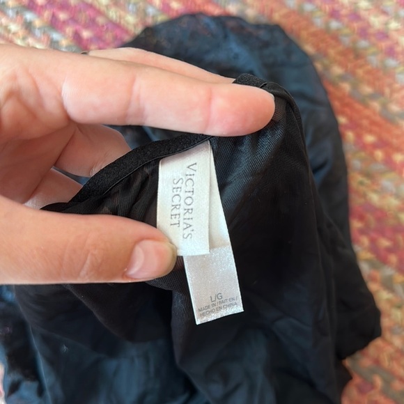 2011 VICTORIAS SECRET BLACK SHEER LACE TEDDY LINGERIE BABY DOLL - Picture 2 of 6